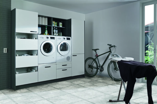 EHZ245M003NN | Front: Weiß Matt | Korpus: Anthrazit